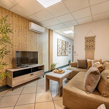מאלגה Apartamento El Dorado Cerca Del Mar מראה חיצוני תמונה