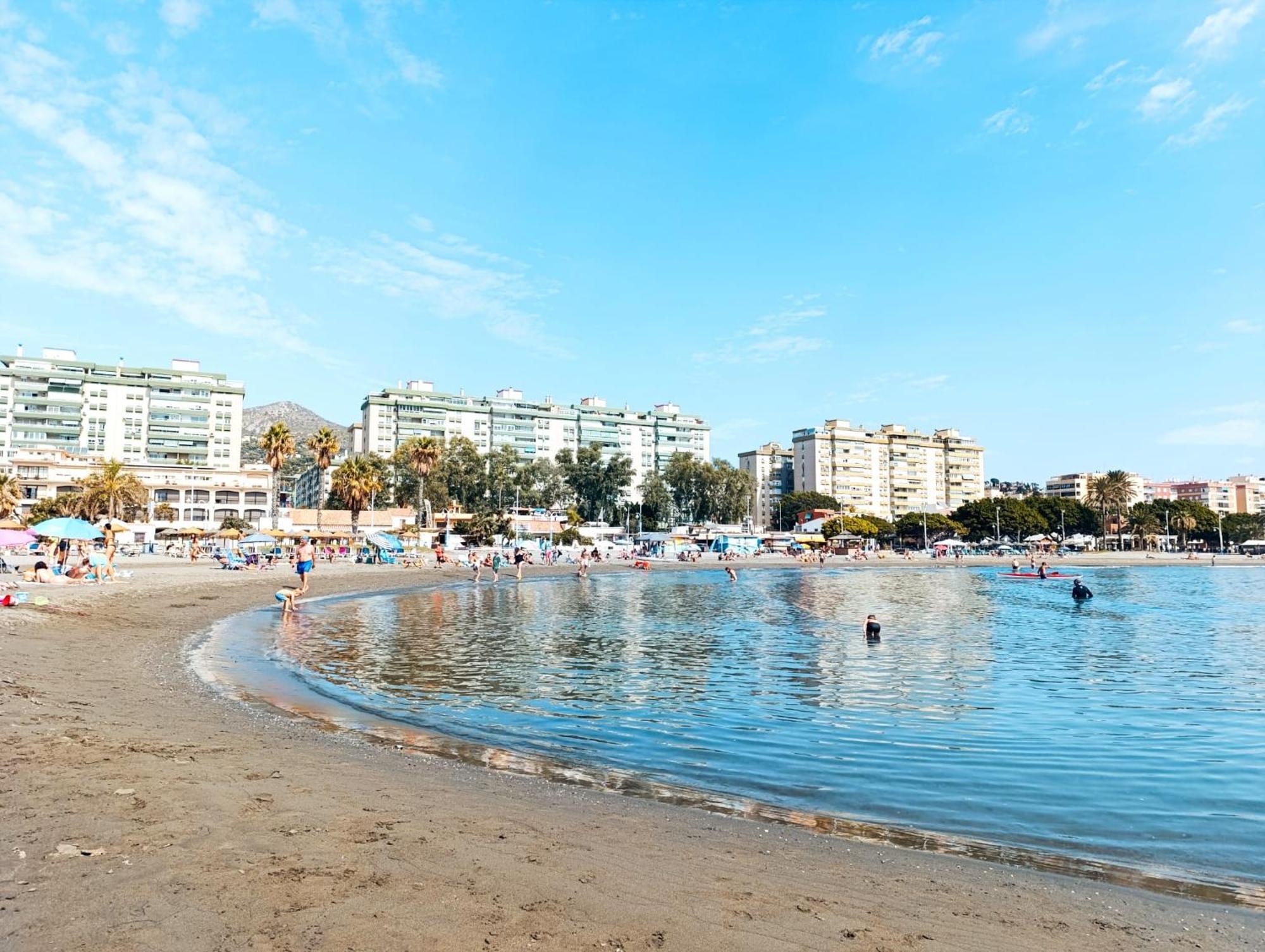 מאלגה Apartamento El Dorado Cerca Del Mar מראה חיצוני תמונה