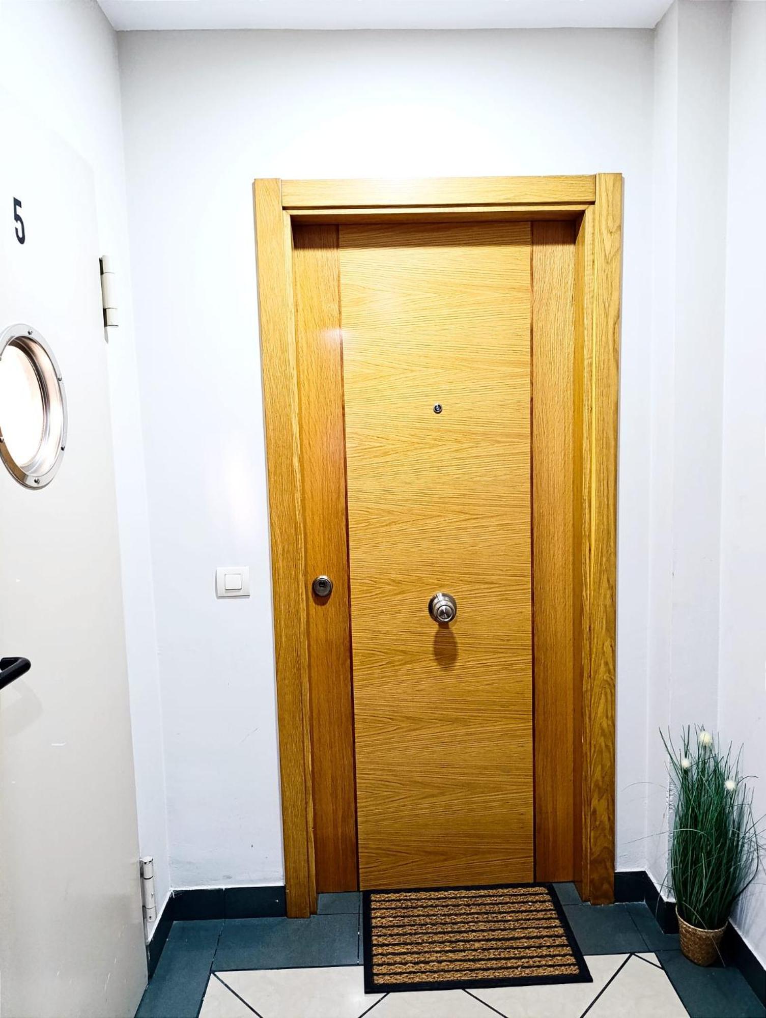 מאלגה Apartamento El Dorado Cerca Del Mar מראה חיצוני תמונה