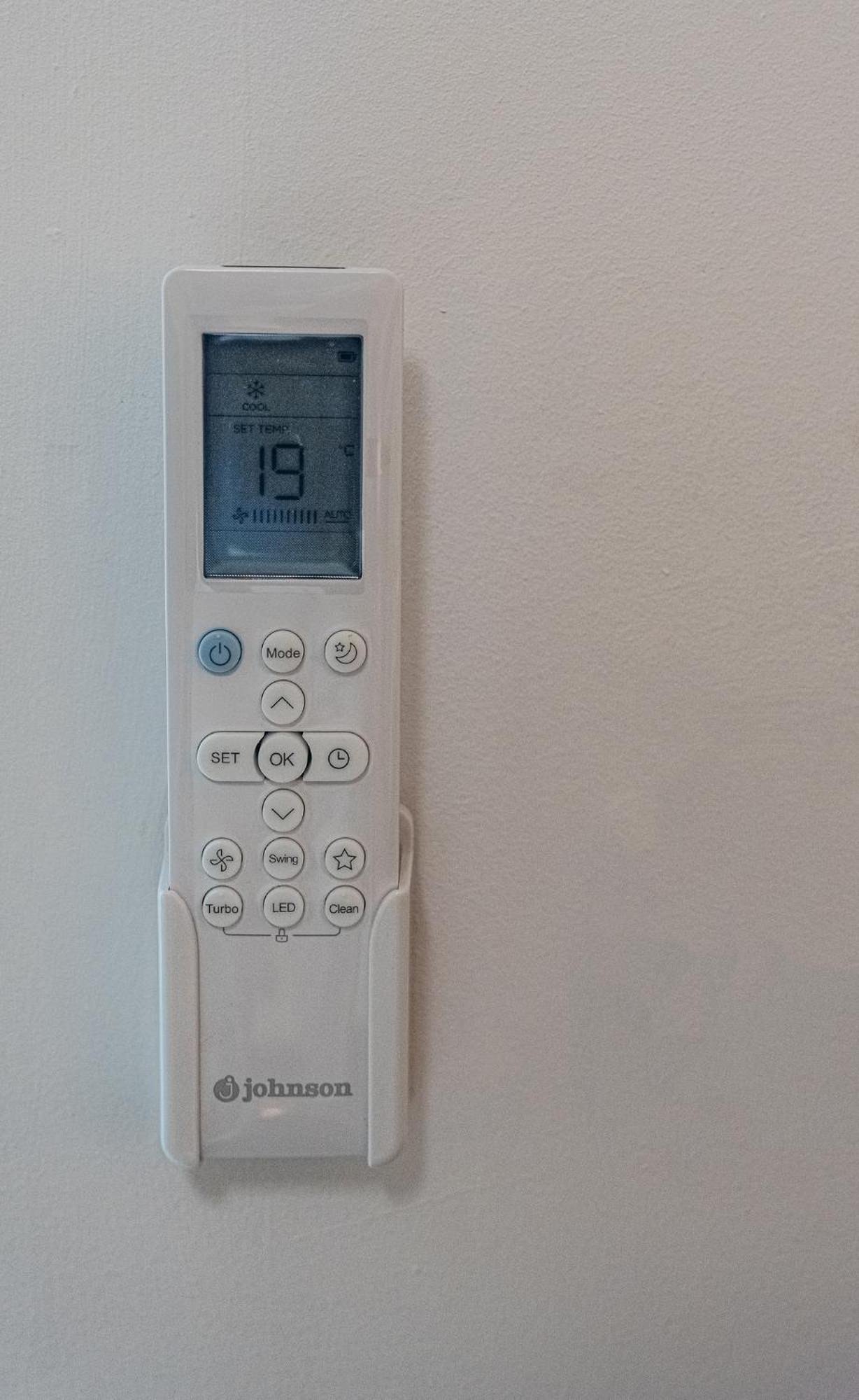 מאלגה Apartamento El Dorado Cerca Del Mar מראה חיצוני תמונה